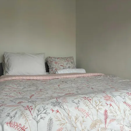 Cozy Corner Near Paris La Defense Grande Arche Guest house Courbevoie